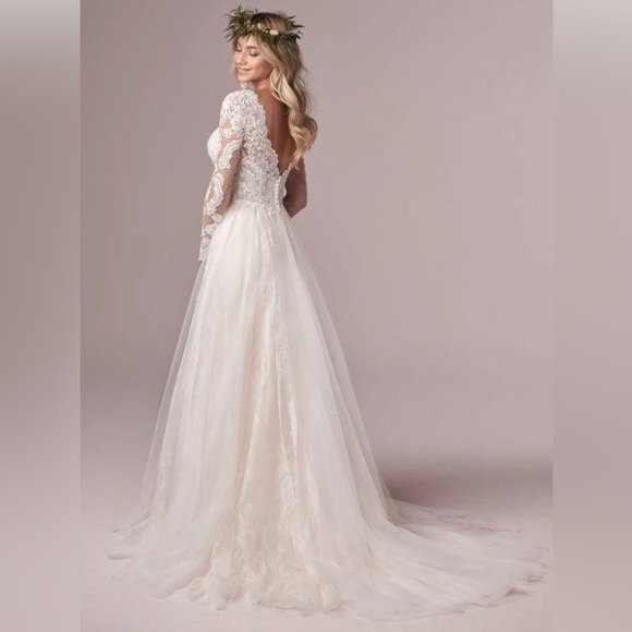 White Long sleeve elegant romantic hoho beach bridal wedding gown plus size 24 - Picture 3 of 17